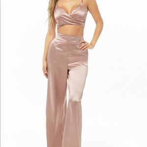 Satin cropped Cami and pant set 🌟